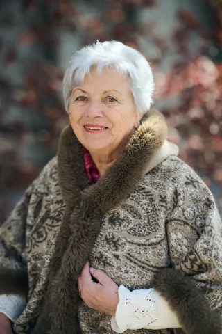 Marinka Bučar članek